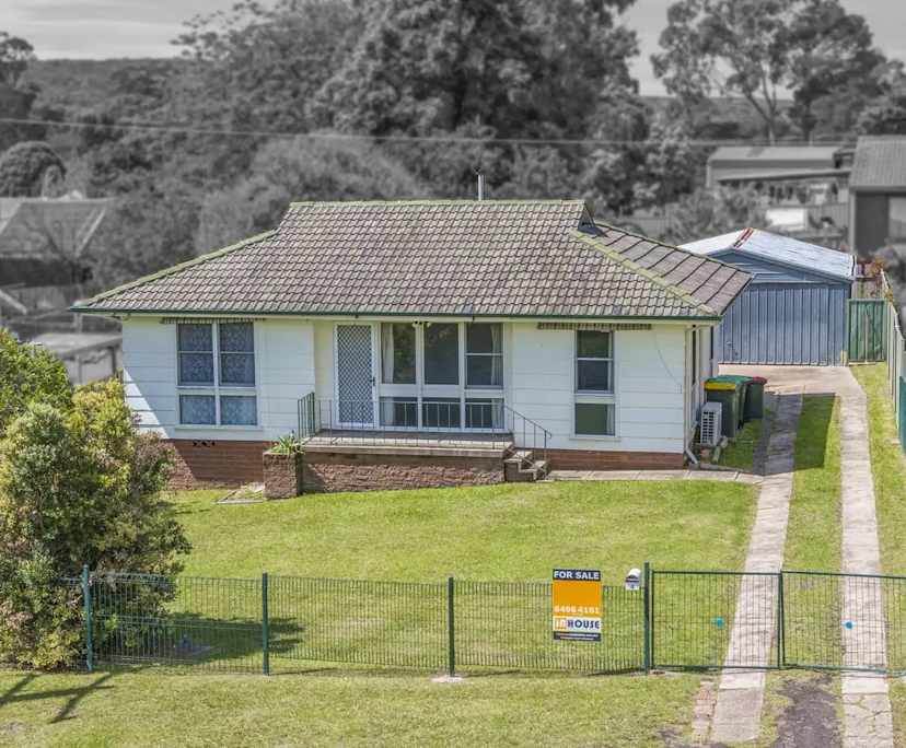 Whole property with 3 rooms for rent