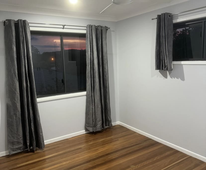 Room for Rent in Everton Park, Brisbane 200, Unfu...