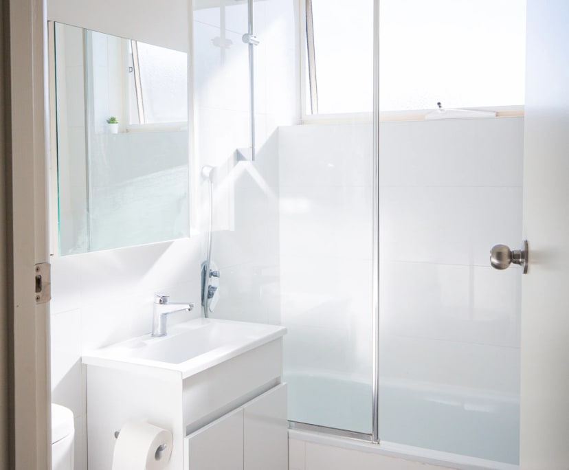 $375, Flatshare, 3 bathrooms, Elwood VIC 3184