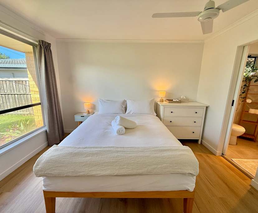 Furnished room with own bathroom