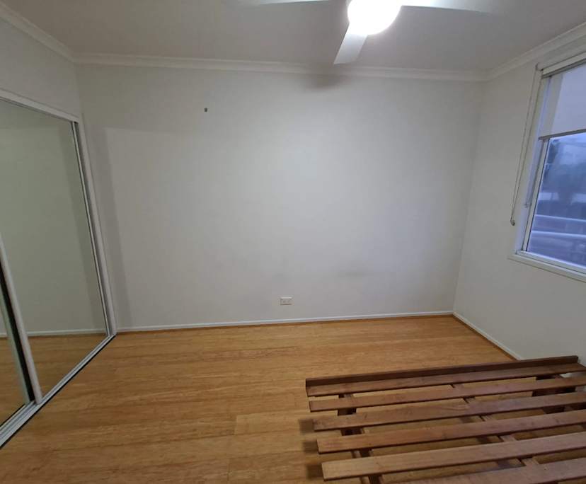 $300, Flatshare, 2 bathrooms, Brunswick East VIC 3057