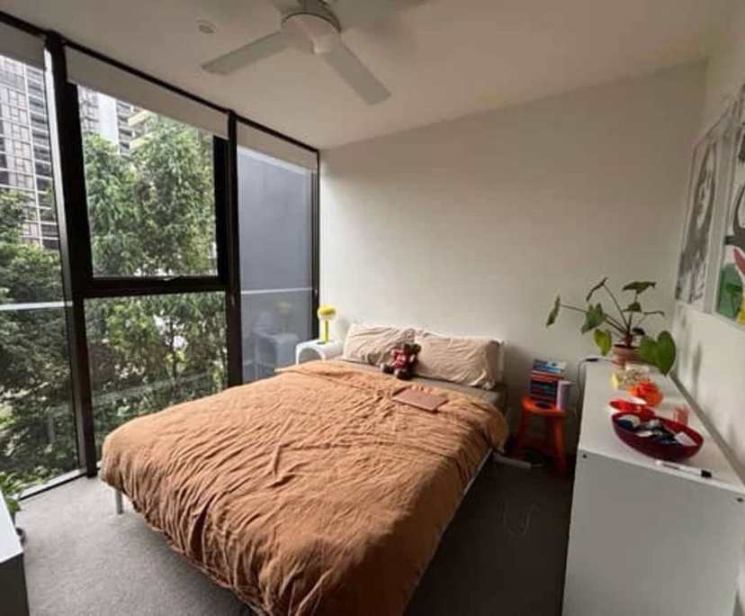 Unfurnished room with ensuite in a flatshare