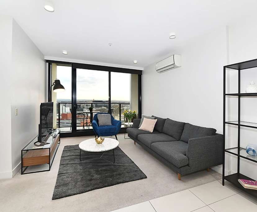 $1,075, Whole-property, 2 bathrooms, Melbourne VIC 3000