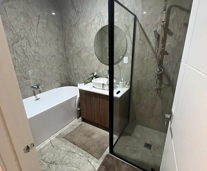 Furnished room with own bathroom