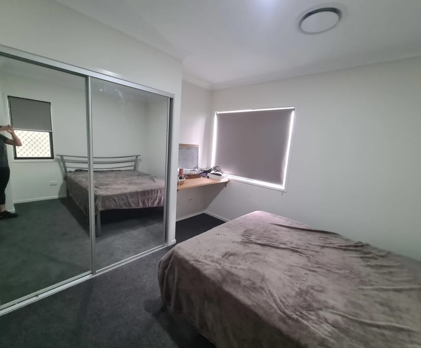 $350, Share-house, 3 bathrooms, Belmont QLD 4153