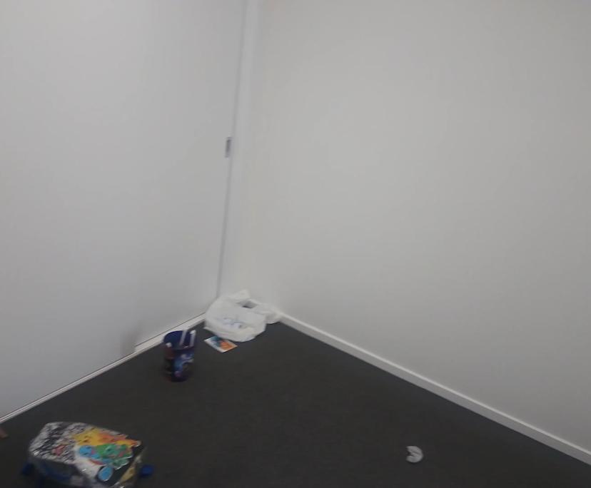 Whole property with 3 rooms for rent