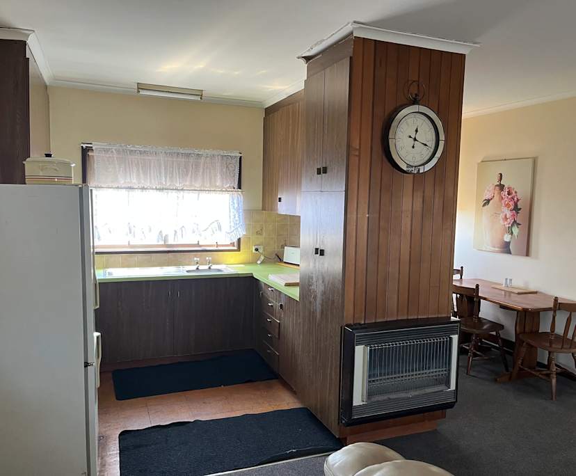 $250, Student-accommodation, 2 bathrooms, Wagga Wagga NSW 2650
