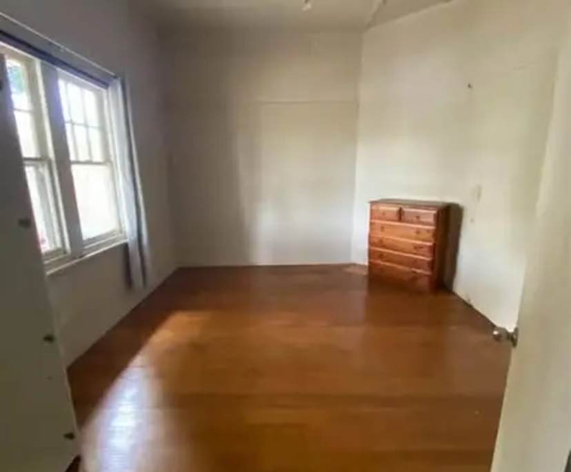 Unfurnished room in a share house