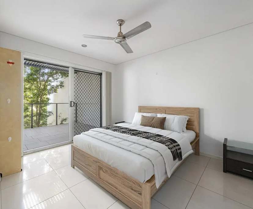 Furnished room with own bathroom