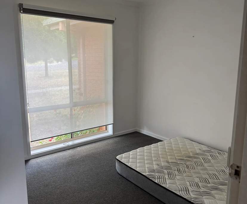 $210, Share-house, 3 bathrooms, East Bendigo VIC 3550