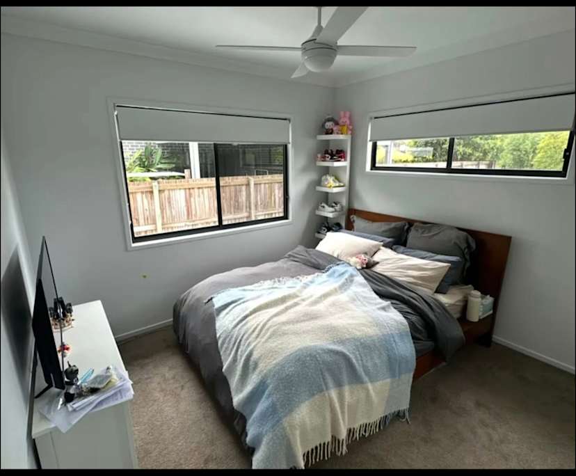 Unfurnished room in a flatshare