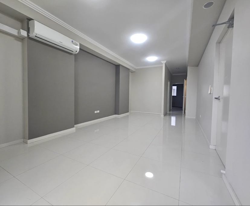 Unfurnished room with own bathroom