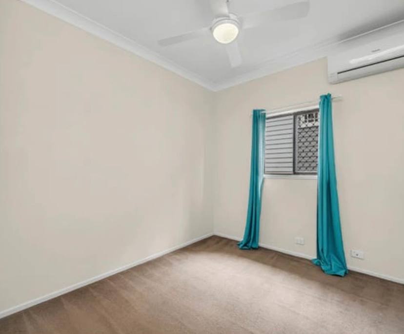 Unfurnished room in a share house