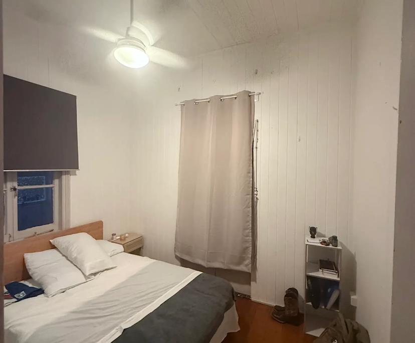 Unfurnished room in a share house