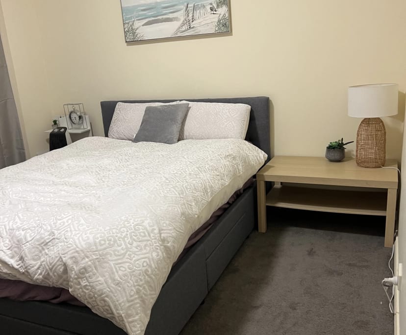 Furnished room in a share house