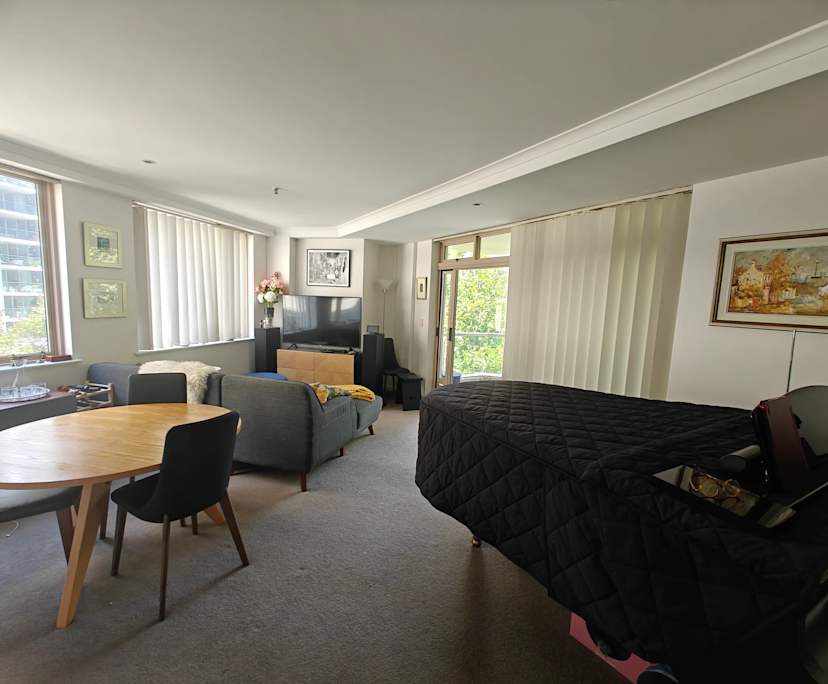 Unfurnished room with own bathroom