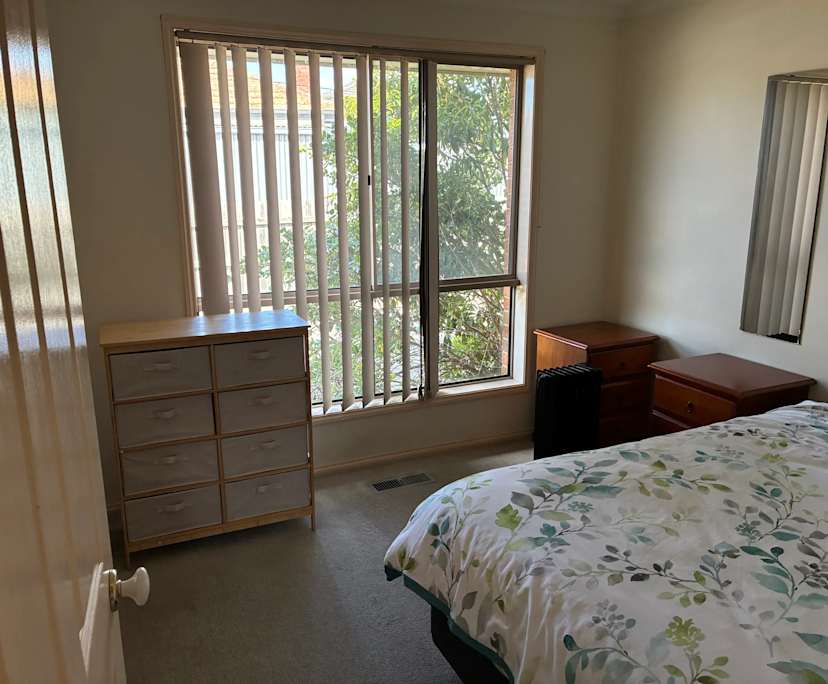 $300, Flatshare, 2 bathrooms, Dandenong VIC 3175