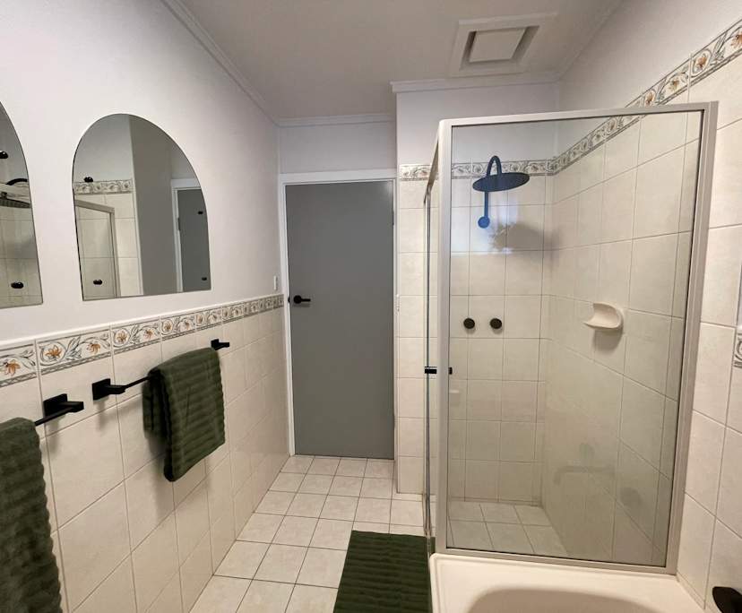 $280, Share-house, 4 bathrooms, Morphett Vale SA 5162