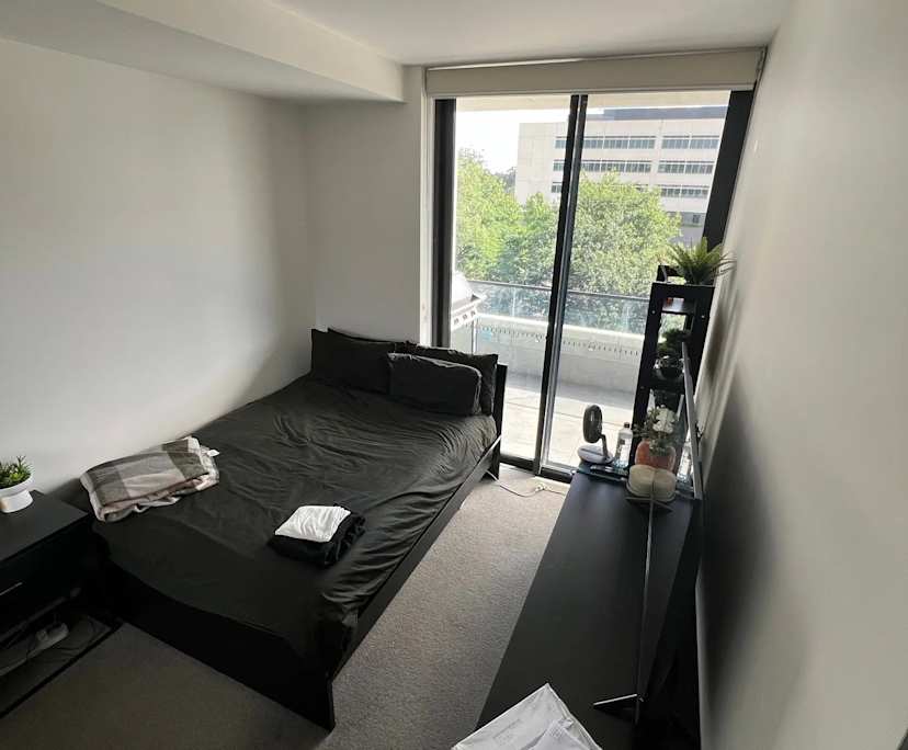 Unfurnished room with own bathroom
