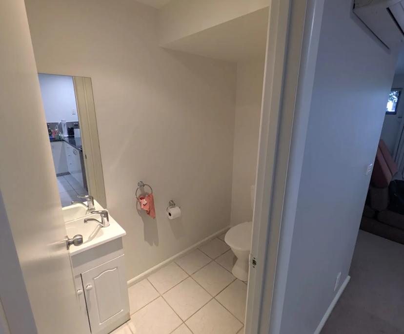 $305, Flatshare, 2 bathrooms, Hobart TAS 7000