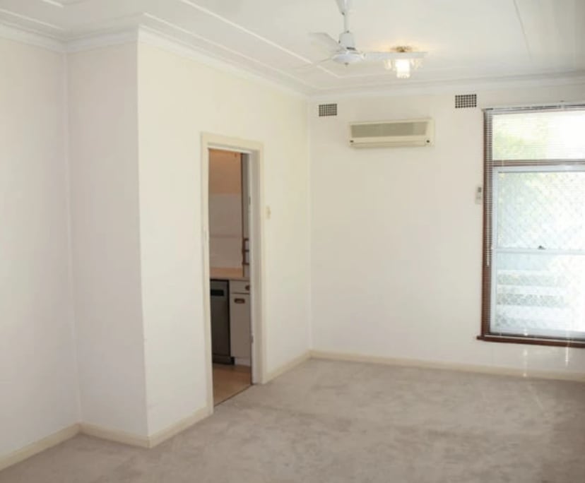 Unfurnished room in a share house