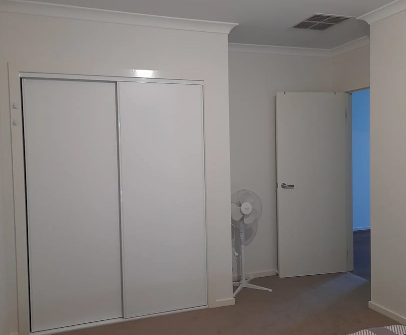 $185, Share-house, 4 bathrooms, Tarneit VIC 3029