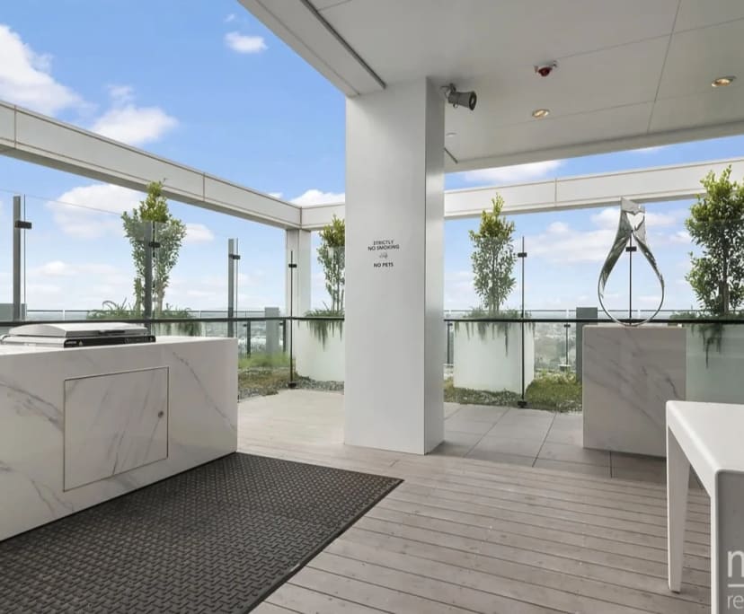 $380, Flatshare, 3 bathrooms, Southbank VIC 3006