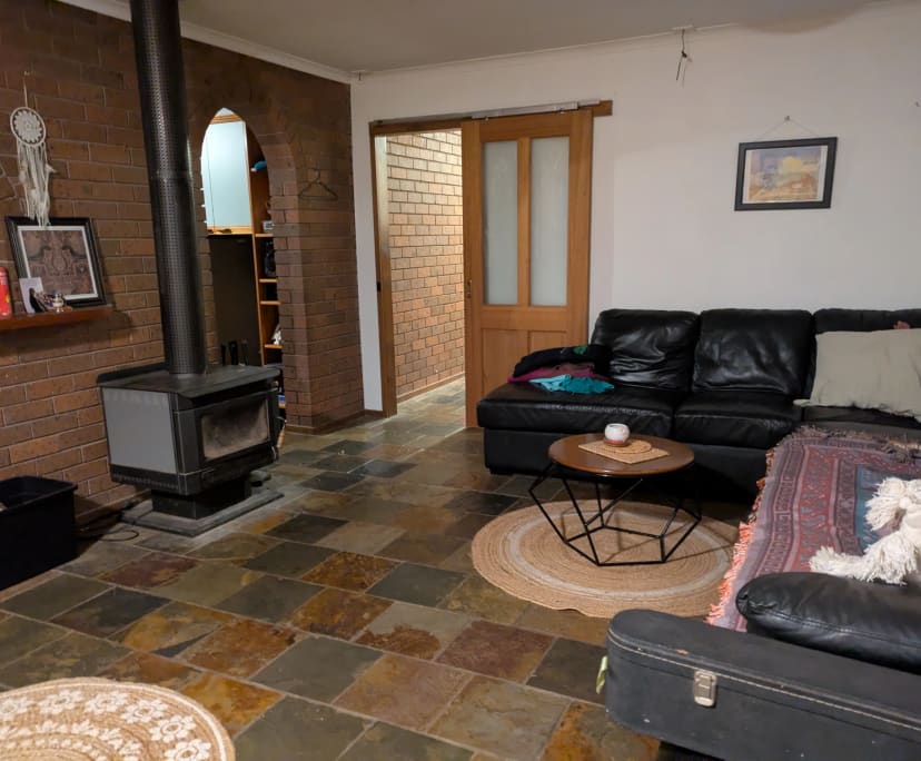 Unfurnished room with own bathroom