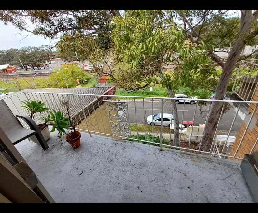 $225, Flatshare, 2 bathrooms, Carramar NSW 2163