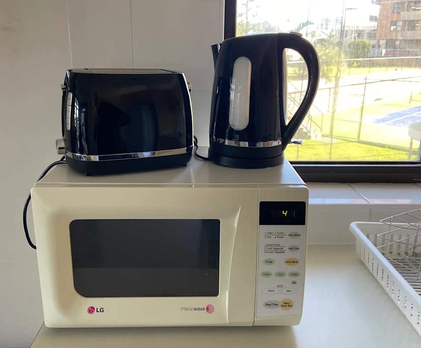 $710, 1-bed, 1 bathroom, Surfers Paradise QLD 4217