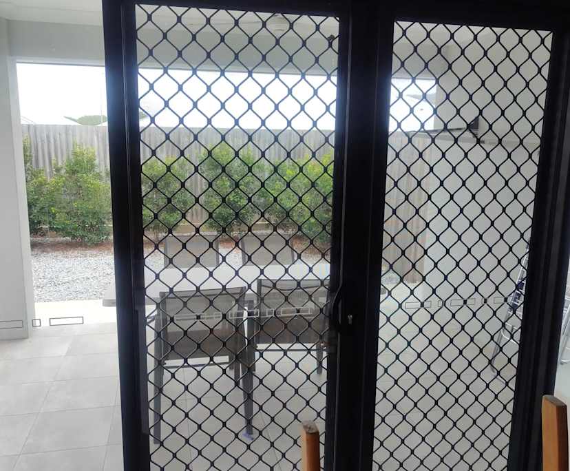 $260, Share-house, 3 bathrooms, Smithfield QLD 4878