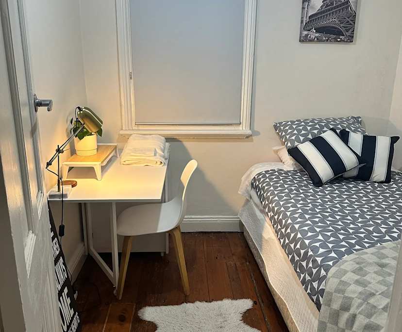 Furnished room in a share house