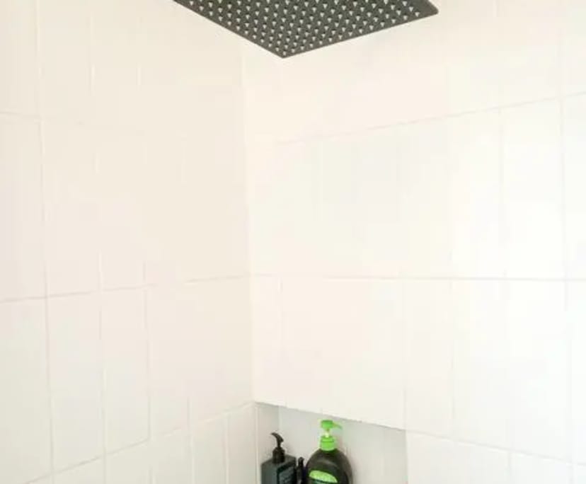 $400, Flatshare, 2 bathrooms, Elwood VIC 3184