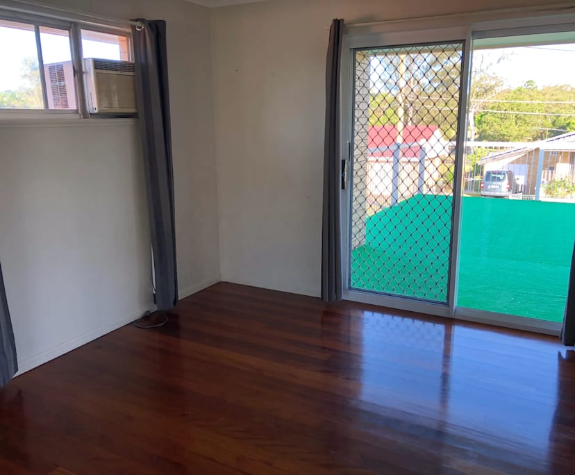 $260, Student-accommodation, 4 bathrooms, Coopers Plains QLD 4108