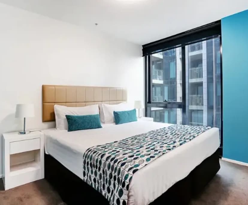 Furnished room in a flatshare