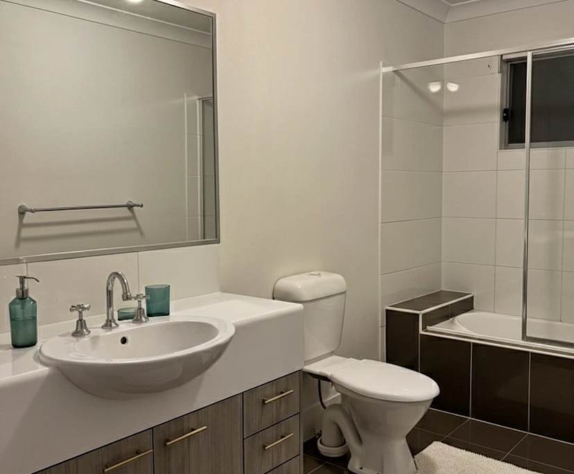 $250, Share-house, 3 bathrooms, Goodna QLD 4300