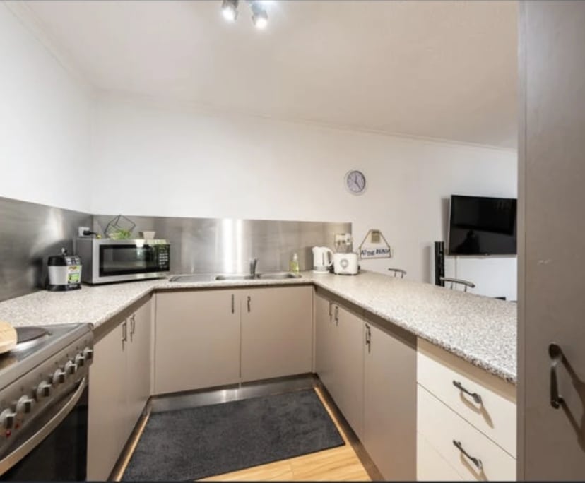 $730, Whole-property, 2 bathrooms, Runaway Bay QLD 4216