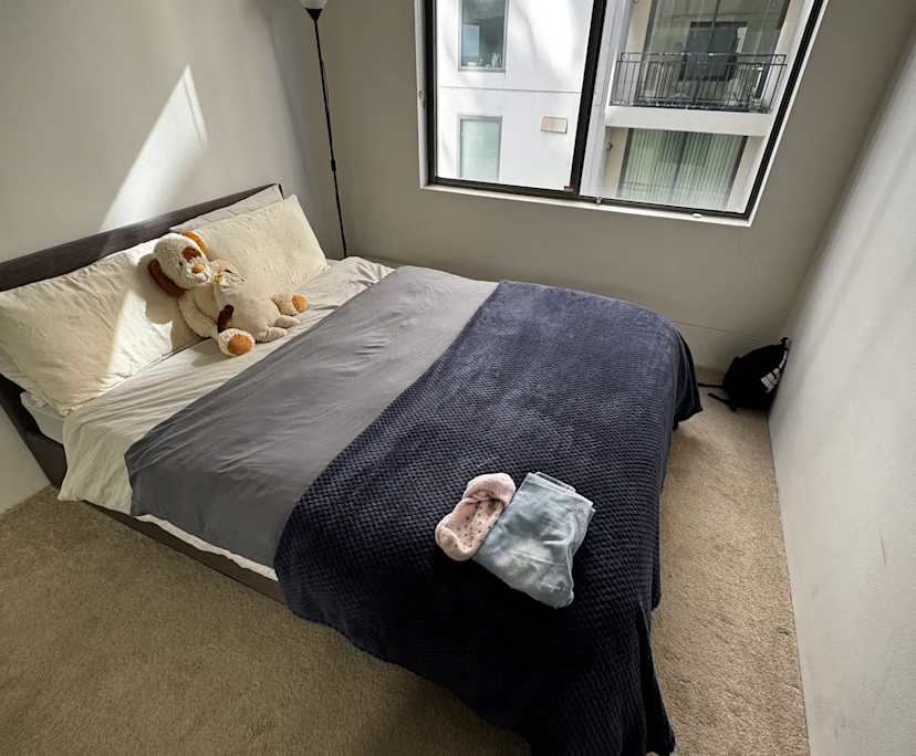 Furnished room with own bathroom