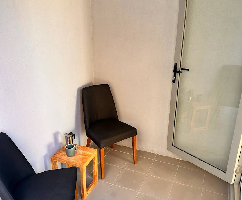 Unfurnished room with own bathroom