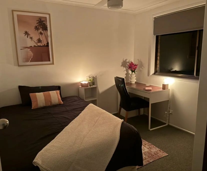Furnished room in a share house
