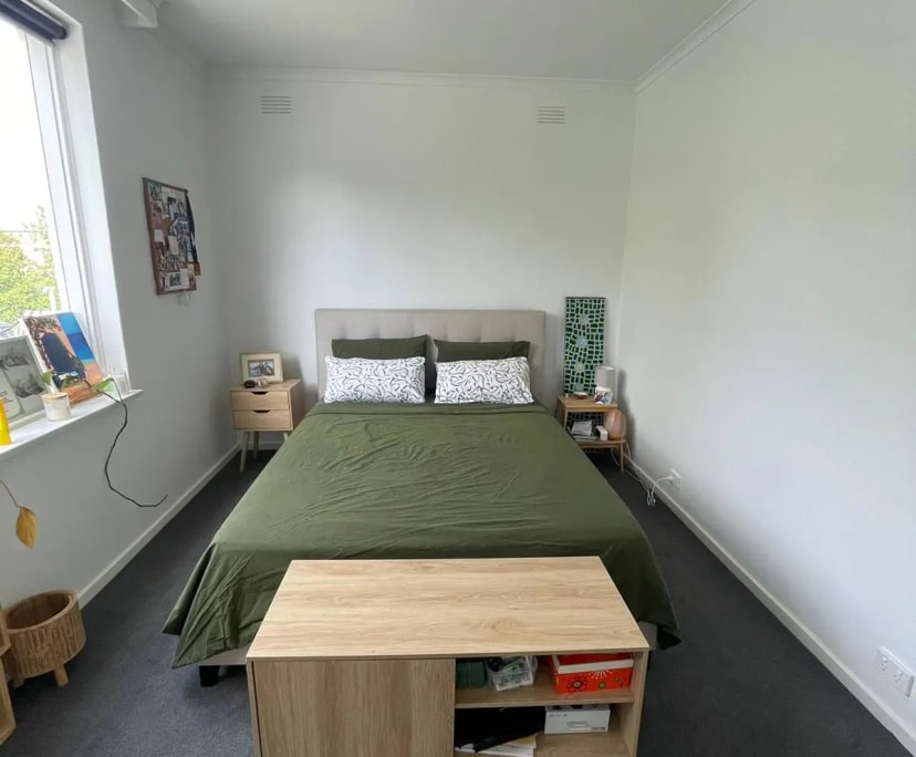 $300, Flatshare, 2 bathrooms, Balaclava VIC 3183