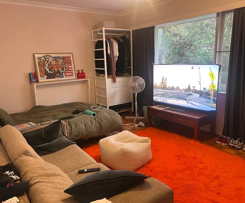 propertyImage