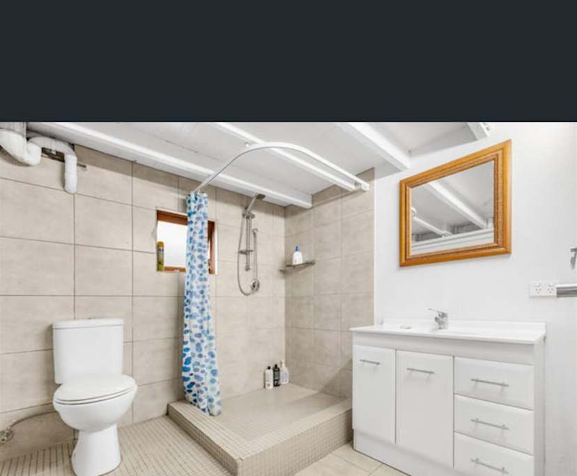 $380, Share-house, 4 bathrooms, Hendra QLD 4011