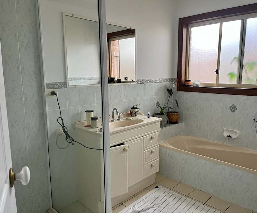 $330, Share-house, 4 bathrooms, Ocean Shores NSW 2483