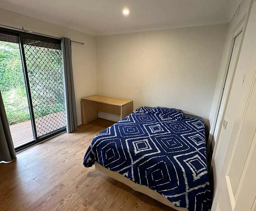 Room in a share house