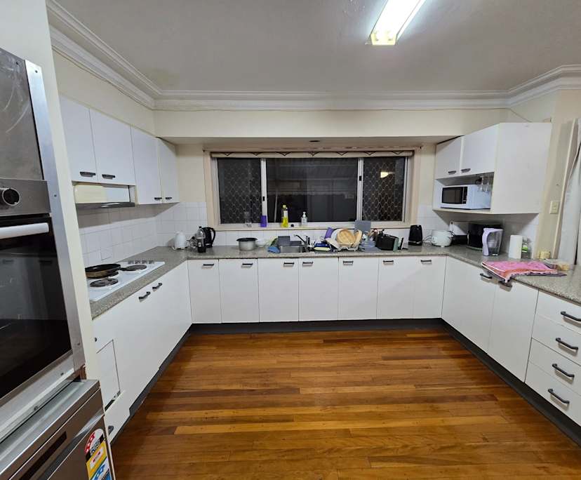 $230, Share-house, 5 bathrooms, Macgregor QLD 4109