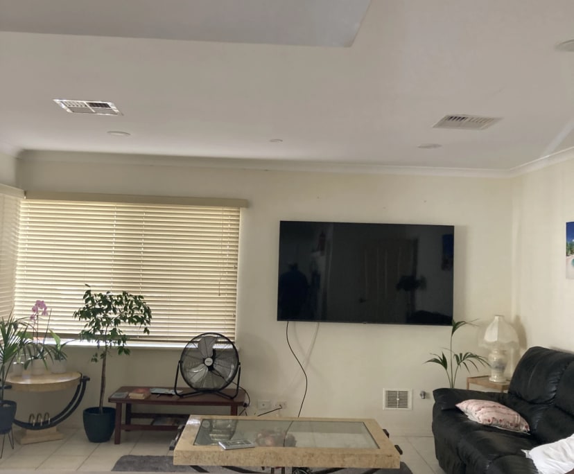 $300, Share-house, 4 bathrooms, Hillarys WA 6025