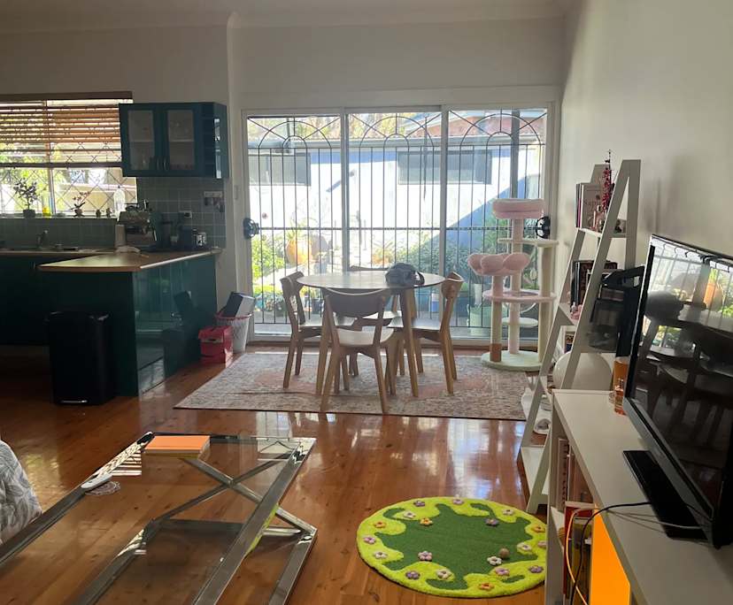 Unfurnished room in a share house