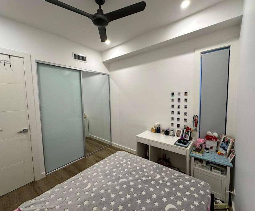 Furnished room with own bathroom