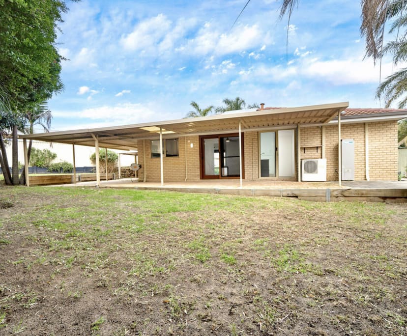 $350, Share-house, 4 bathrooms, Alexander Heights WA 6064